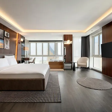La Quinta By Wyndham Kartal 4*