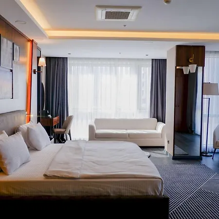 La Quinta By Wyndham Kartal Hotel