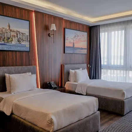 La Quinta By Wyndham Kartal Hotel *
