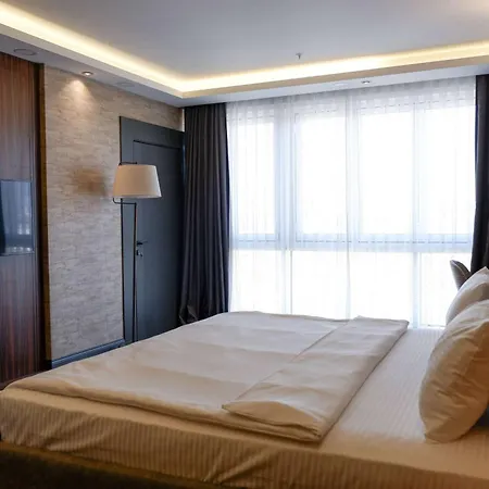 La Quinta By Wyndham Kartal