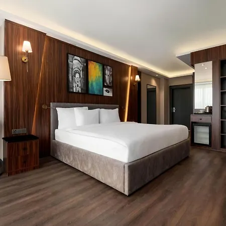 La Quinta By Wyndham Kartal