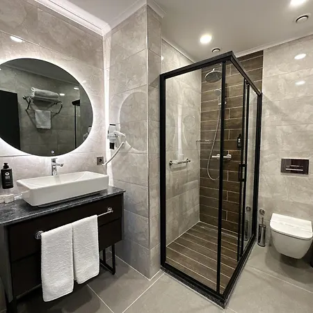 Hotel La Quinta By Wyndham Kartal *