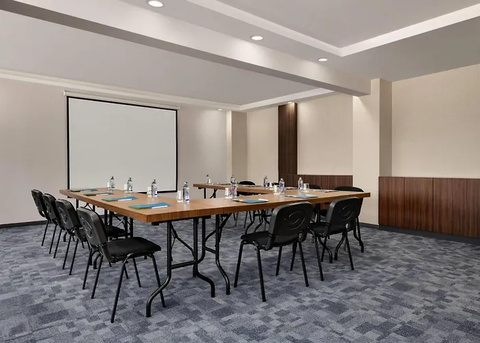 מלון La Quinta By Wyndham Kartal