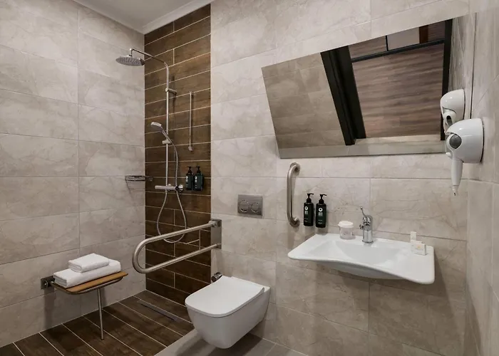 La Quinta By Wyndham Kartal 3* איסטמבול