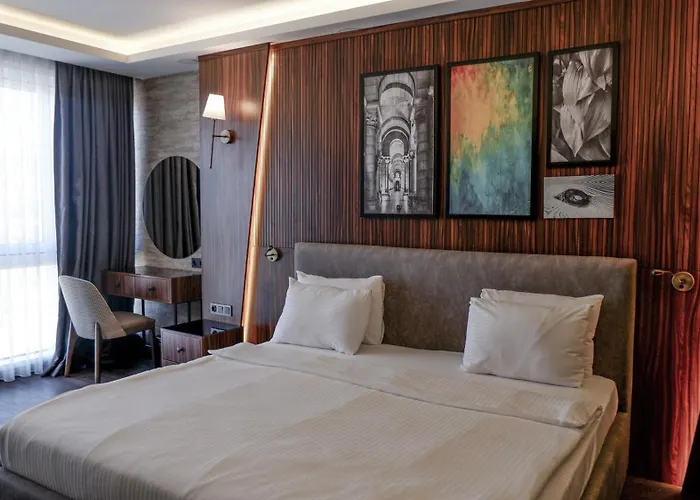 La Quinta By Wyndham Kartal מלון 3*