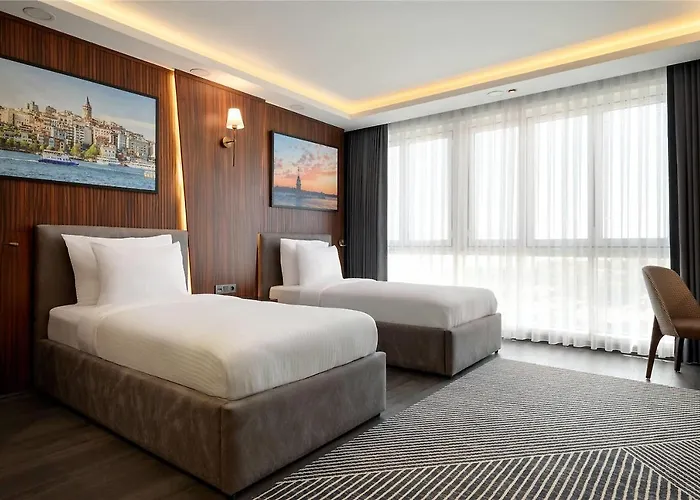 La Quinta By Wyndham Kartal מלון