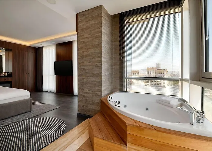 La Quinta By Wyndham Kartal