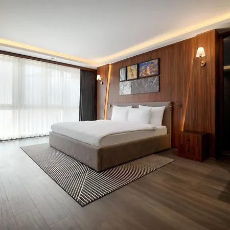 La Quinta By Wyndham Kartal Szálloda